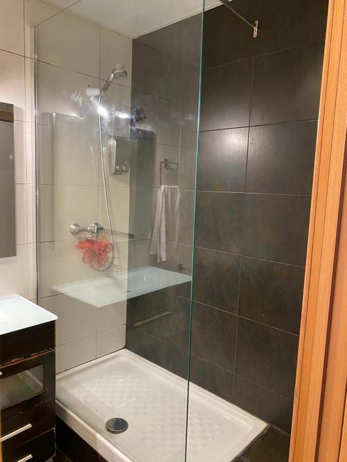 Cozy Apartment At A Great Location! L'Hospitalet de Llobregat Eksteriør billede